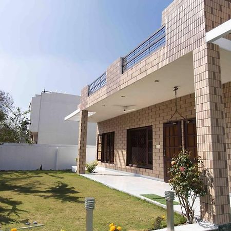 The Lawn House : 3Bhk Furnished Villa With Lawn Amritsar Exterior photo