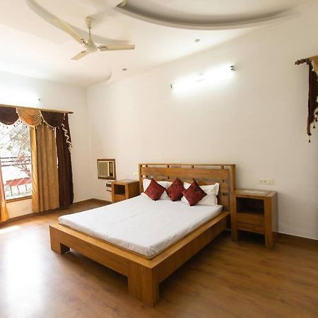 The Lawn House : 3Bhk Furnished Villa With Lawn Amritsar Exterior photo